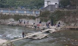 重庆温泉爆料案件最新,揭开背后惊人真相，多角度剖析事件始末